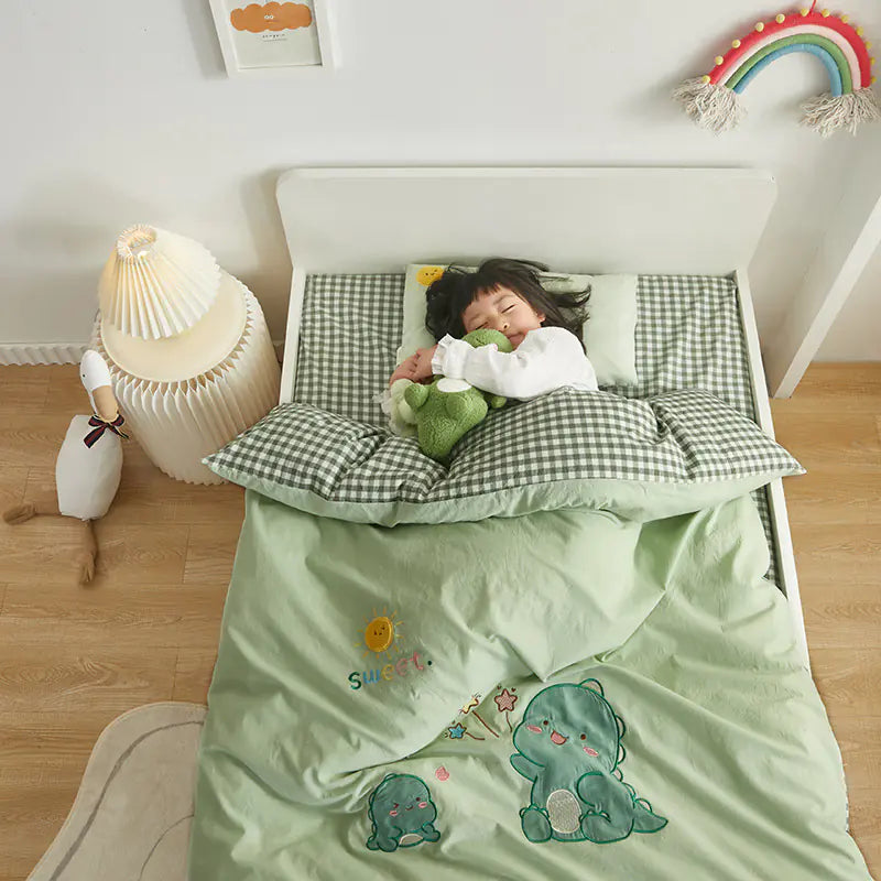 Kinderbettwäscheset mit Stickerei aus Baumwolle (6-teilig) 